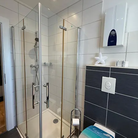 Apartment Mia Ein Für 2 Personen In Eine Wg Oberhausen (North Rhine-Westphalia)