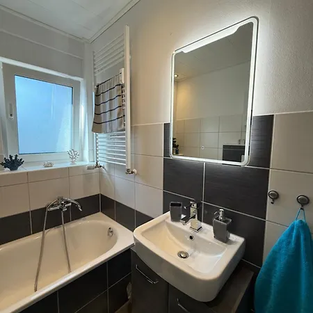 Mia Ein Für 2 Personen In Eine Wg Apartment *