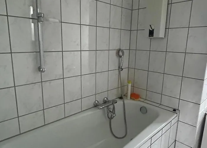 Mia Ein Fuer 2 Personen In Eine Wg Lejlighed Oberhausen (North Rhine-Westphalia)