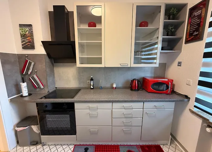 Mia Ein Fuer 2 Personen In Eine Wg Oberhausen (North Rhine-Westphalia)